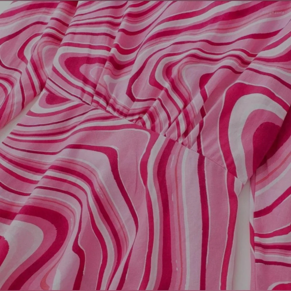 Zara Barbie Linen Blend Cut Out Psychedelic Print - Picture 4 of 11